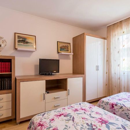 Modern Apartment Near The Beach And Center Of Split Luaran gambar
