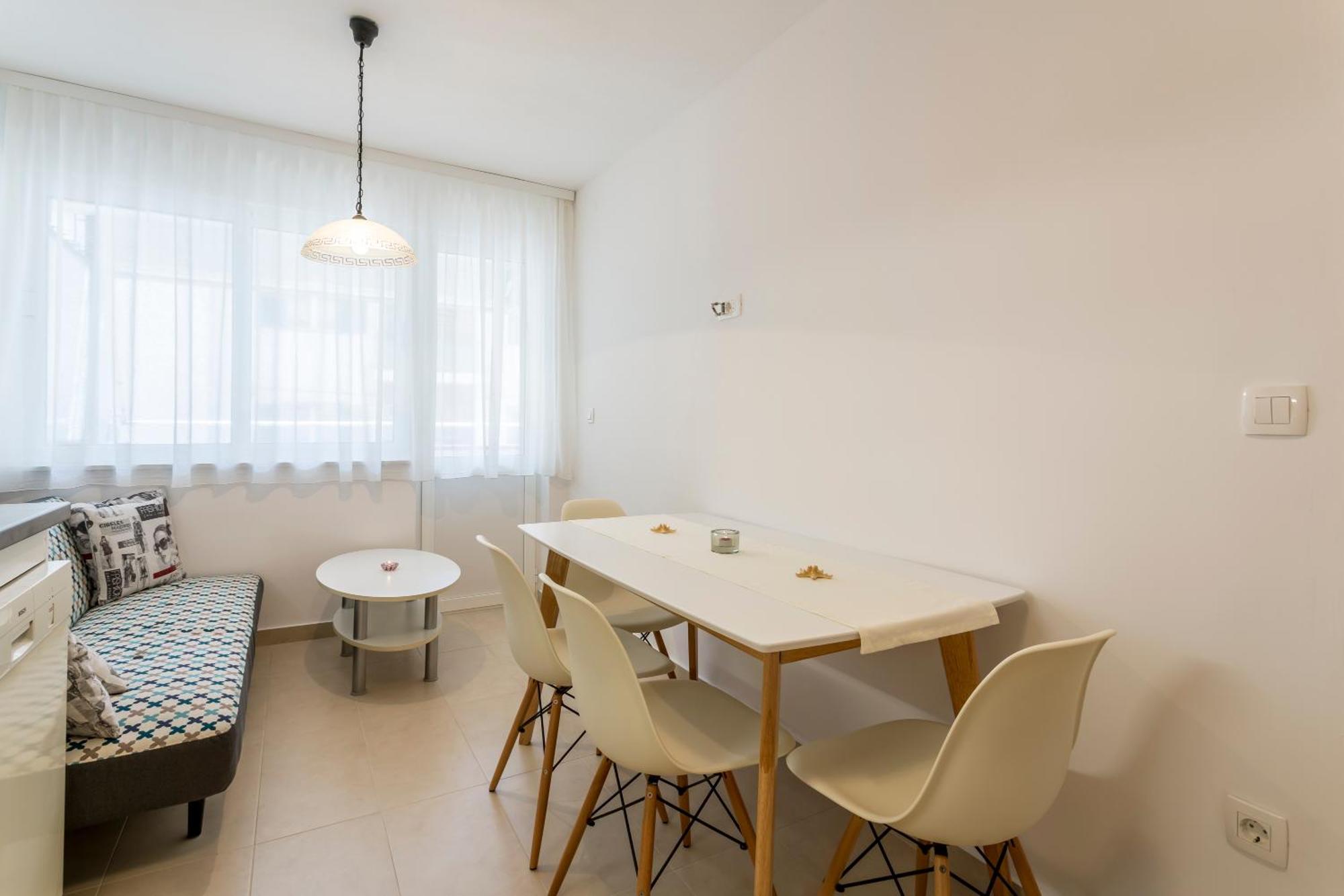 Modern Apartment Near The Beach And Center Of Split Luaran gambar