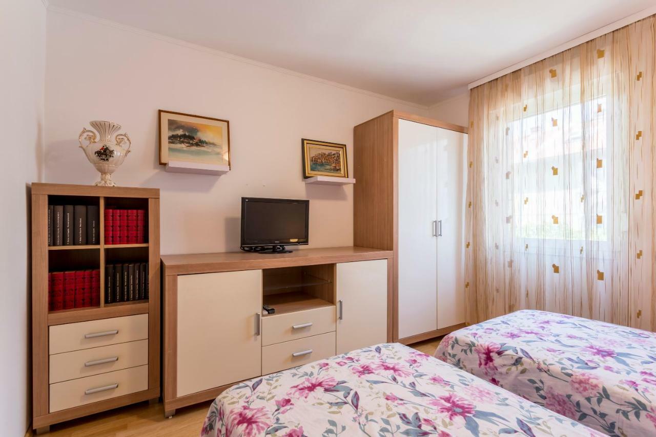 Modern Apartment Near The Beach And Center Of Split Luaran gambar
